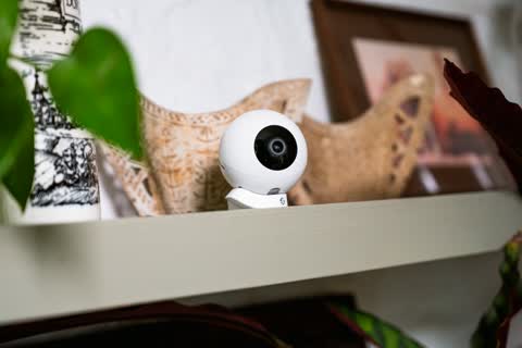 Shelly-Camera-Lifestyle_39.jpg