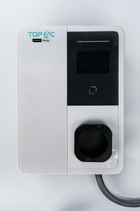 PBS_TopAC_22kW_Wall_Charger_2.jpg